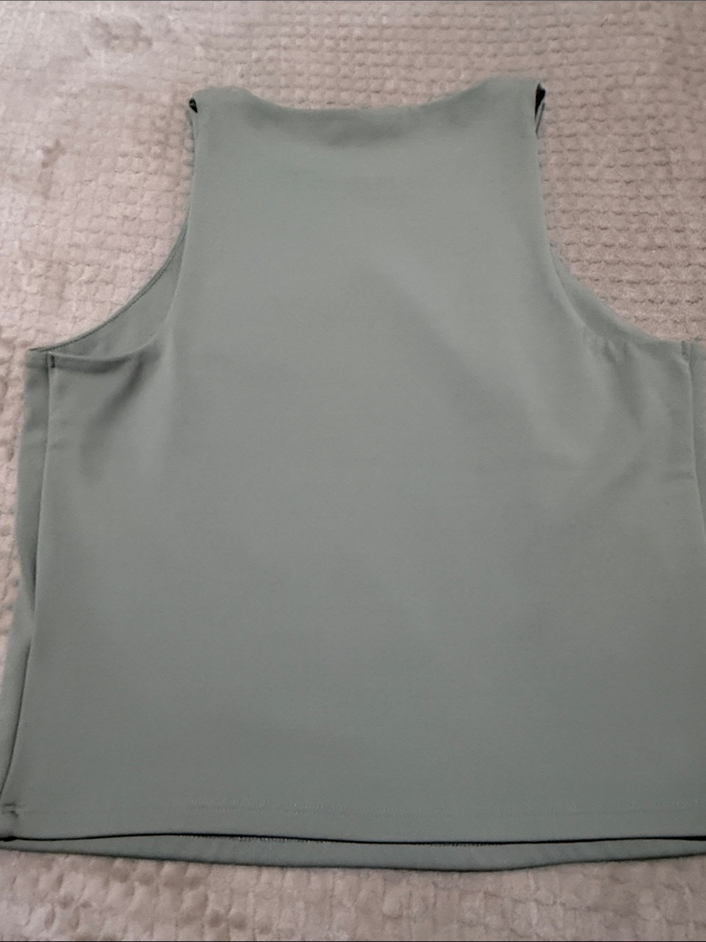 Express Body Contour Tank Top - Picture 3 of 4